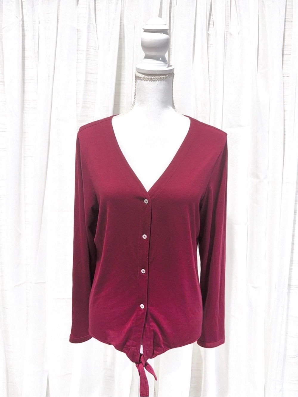 Tommy Bahama Burgundy Button-Front V-Neck Tie-Hem Top